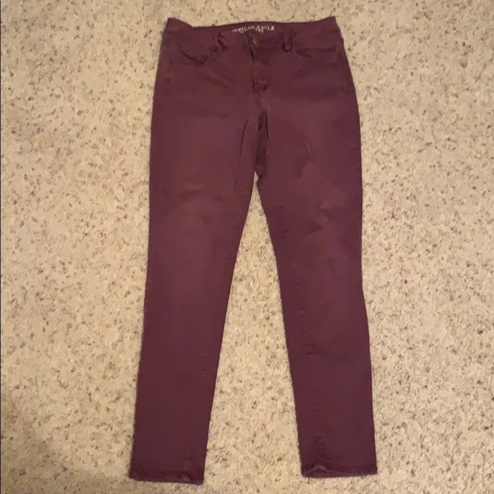 Burgundy American Eagle jeggings